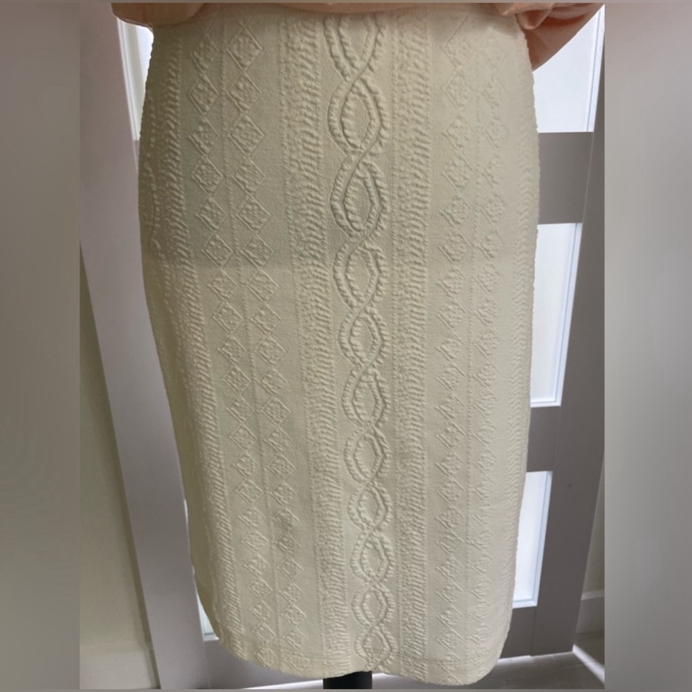 J McLaughlin white medium skirt EUC